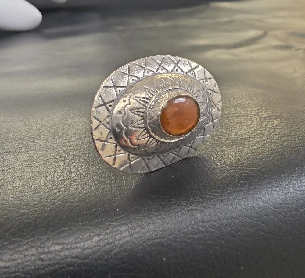 N/A bold oval